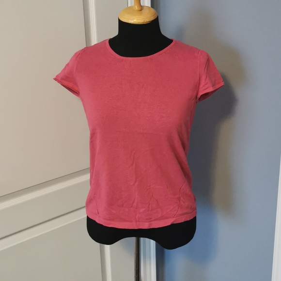 2/$30 top - Picture 2 of 4